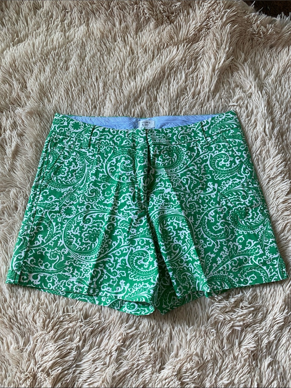 🍇Crown Ivy Shorts🍇